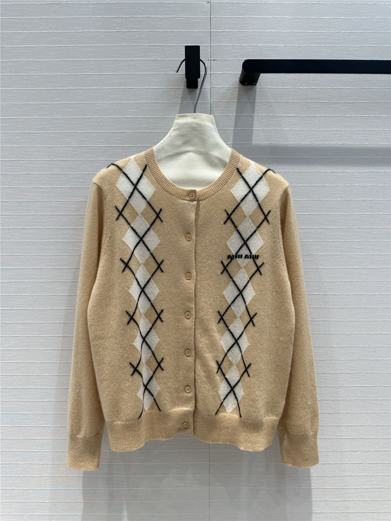 M1um1u letter cashmere cardigan replicas clothes