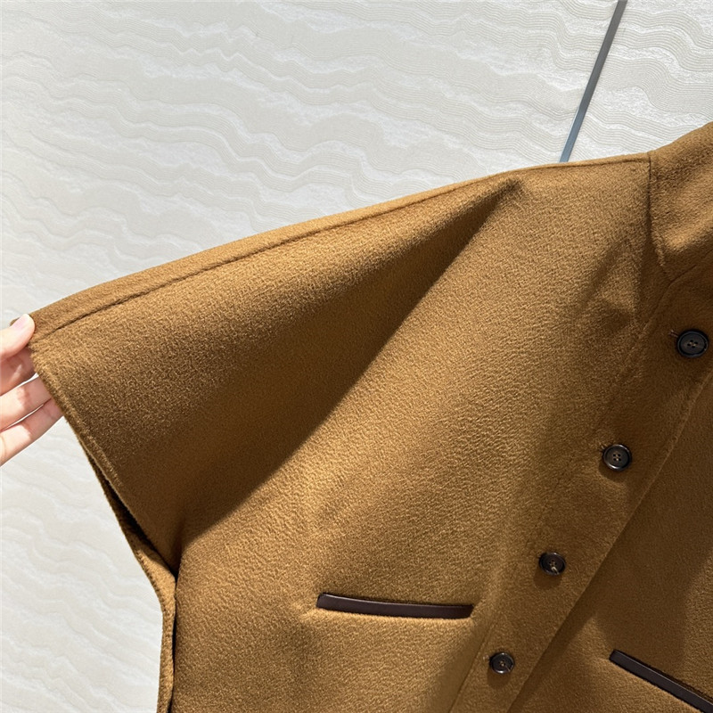 Vanitoo Temperament Small Cape