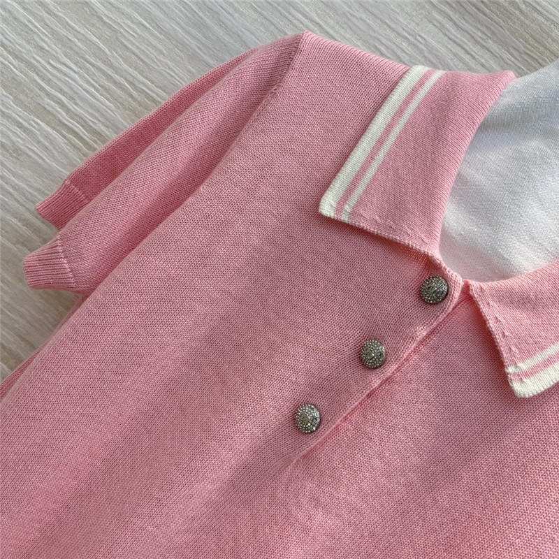 Va1e*ntin0 lapel short sleeve knitted sweater replica clothes