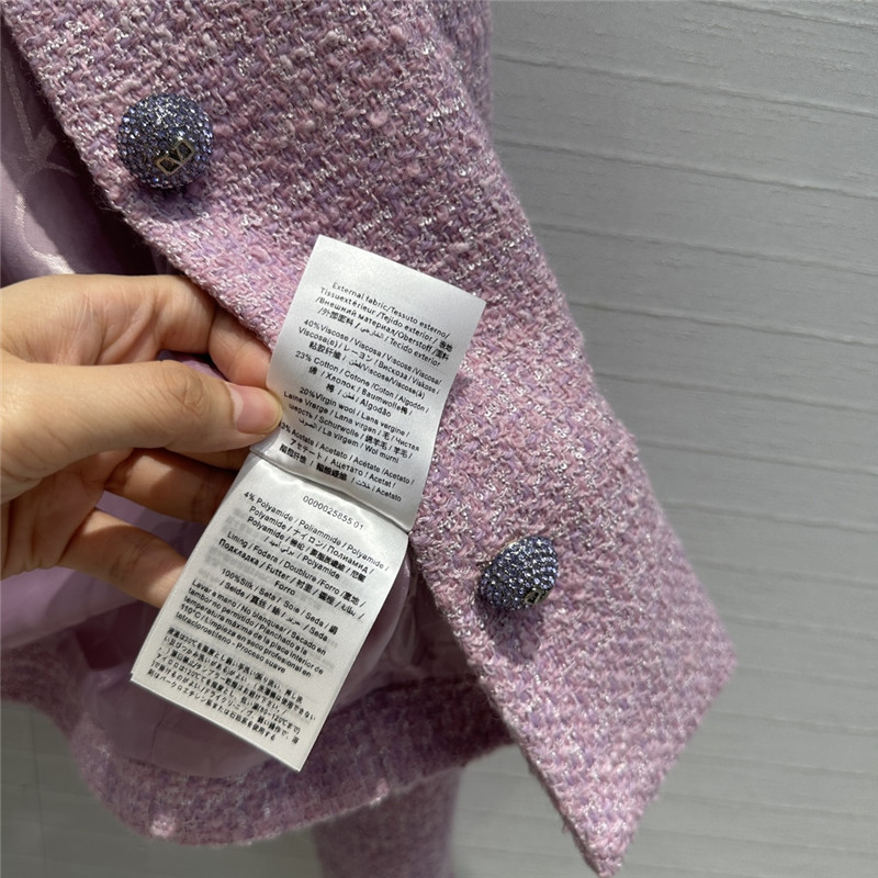 Va1e*ntin0 tweed small jacket replica clothing sites