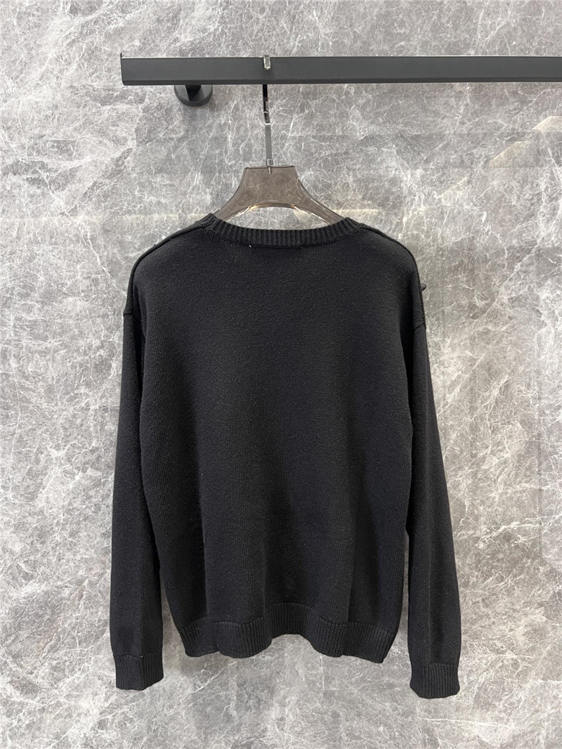 Va1e*ntin0 embroidered wool sweater replica d&g clothing