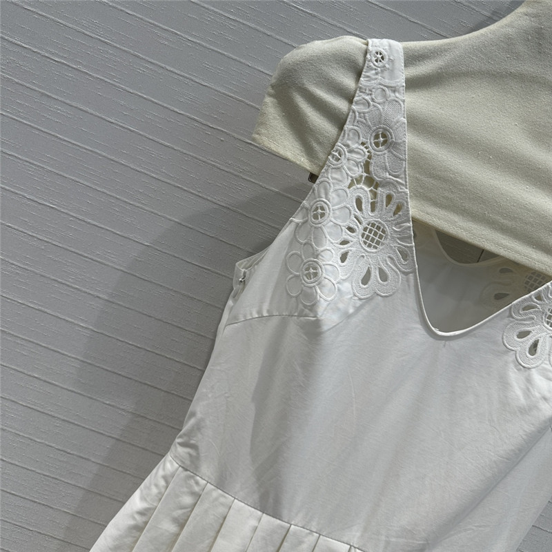 Va1e*ntin0 v neck pleated maxi dress replica designer clothes