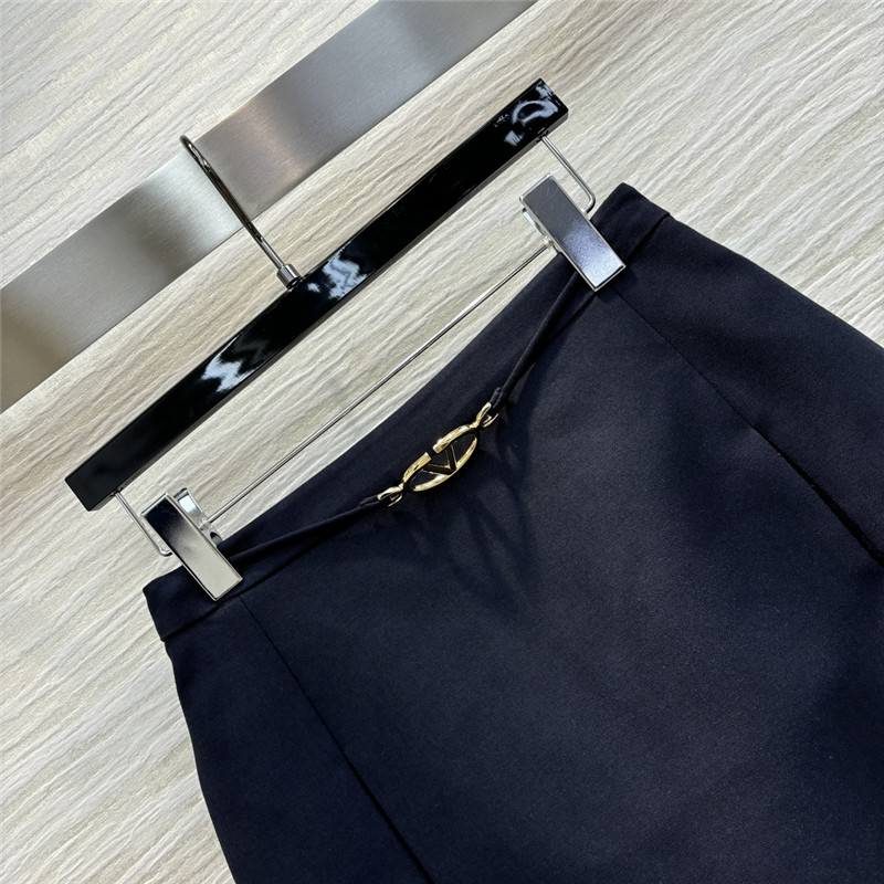 Va1e*ntin0 navy blue short skirt replica clothing sites