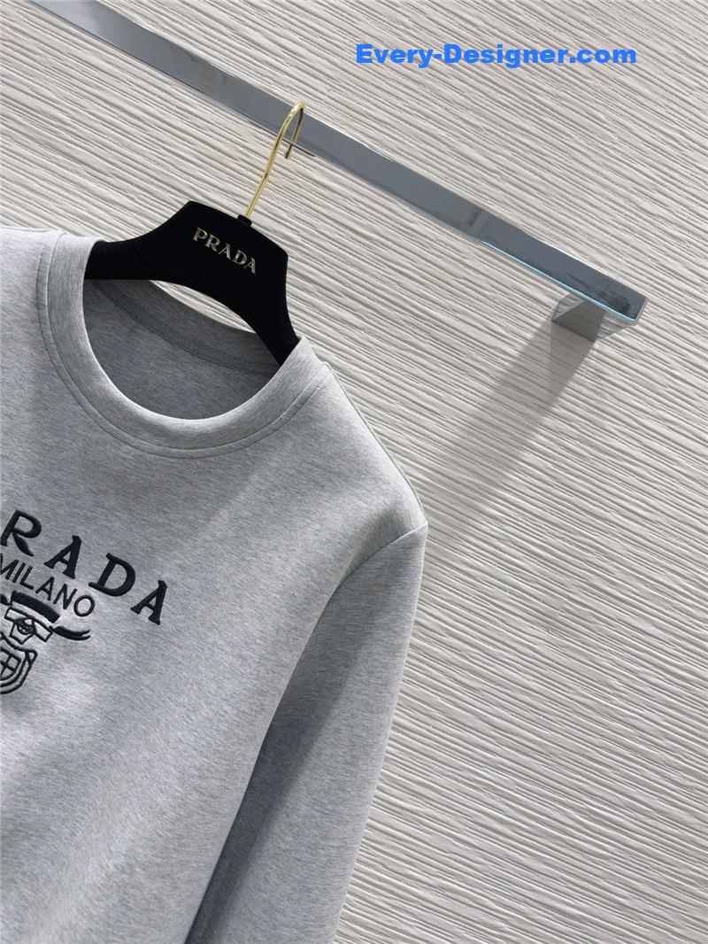 Pra*a crew neck sweatshirt suit replica d&g clothing