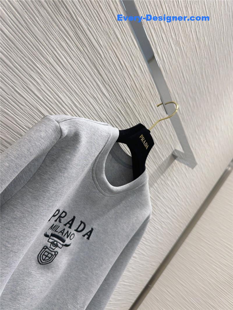 Pra*a crew neck sweatshirt suit replica d&g clothing