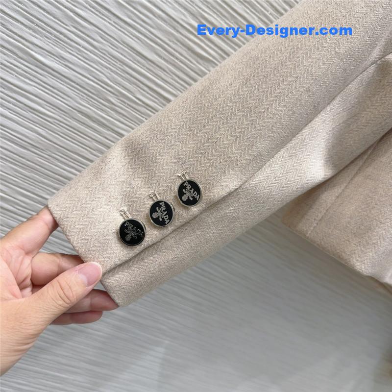 Pra*a classic logo suit replica clothing sites