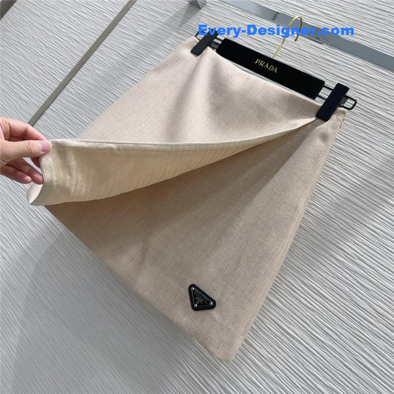 Pra*a classic logo suit replica clothing sites