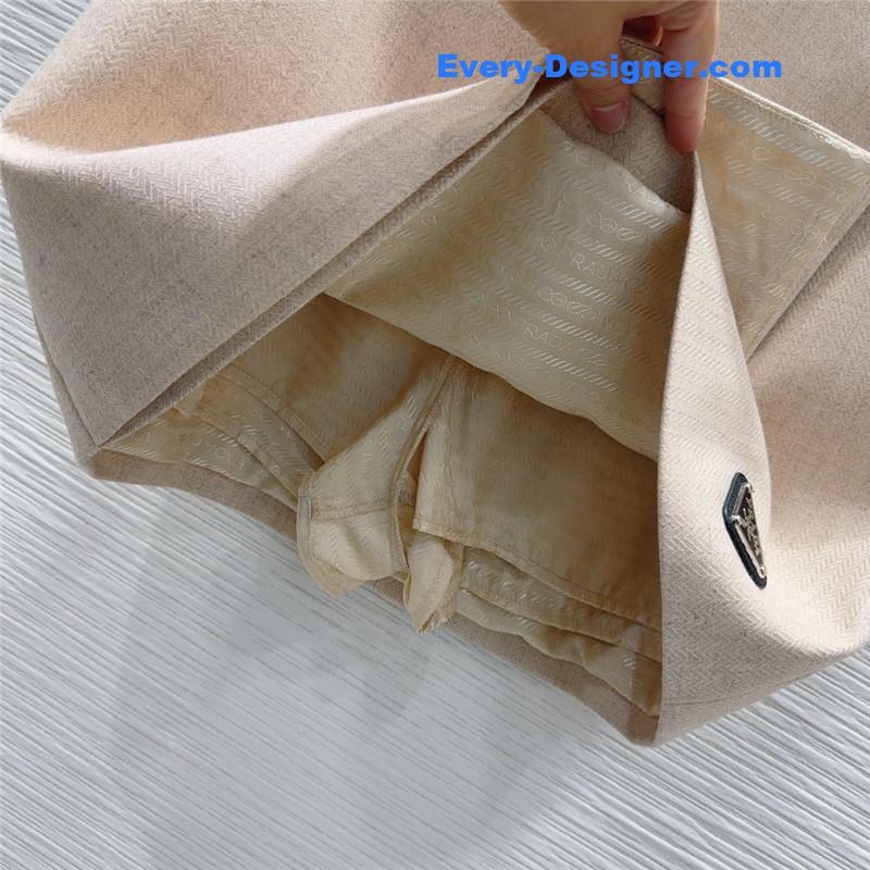 Pra*a classic logo suit replica clothing sites