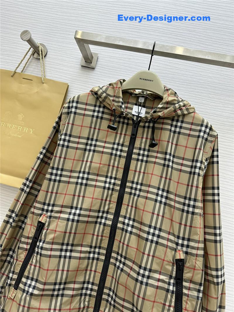 Bv*b*rry check hooded jacket replica clothing sites