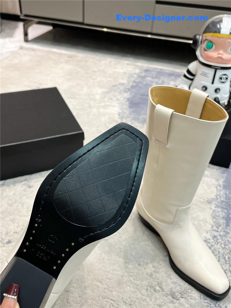 Ch**el white calfskin pointed toe mid boots