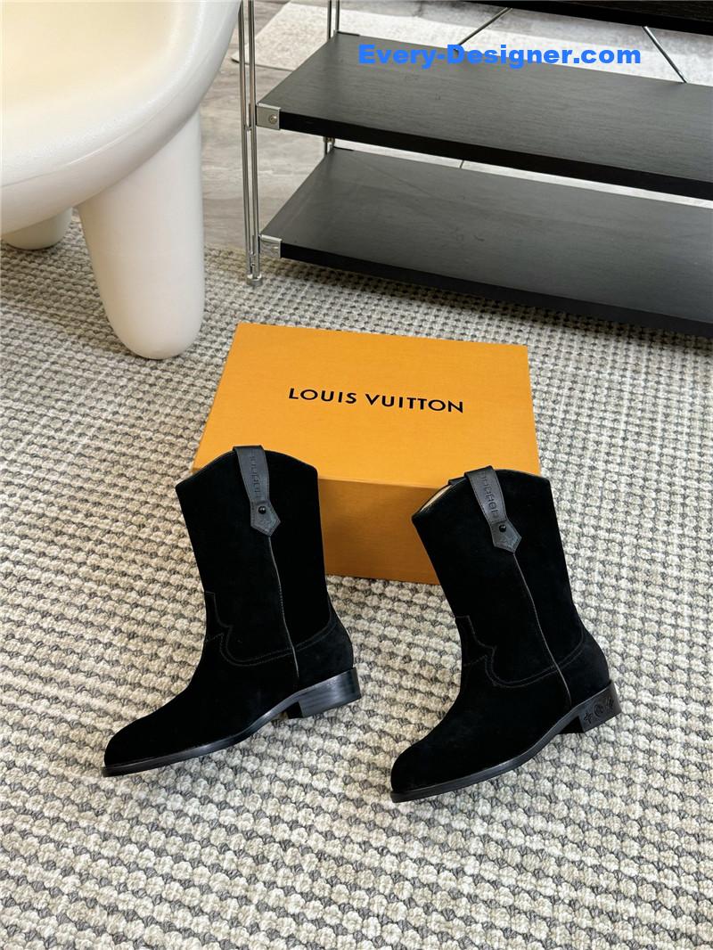 l0vis Vvtt0n lv rider boot in suede