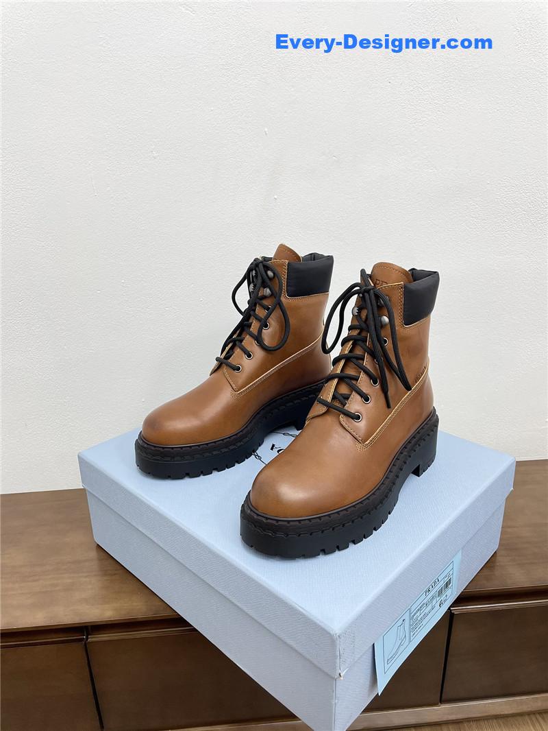 Pra*a leather work boots