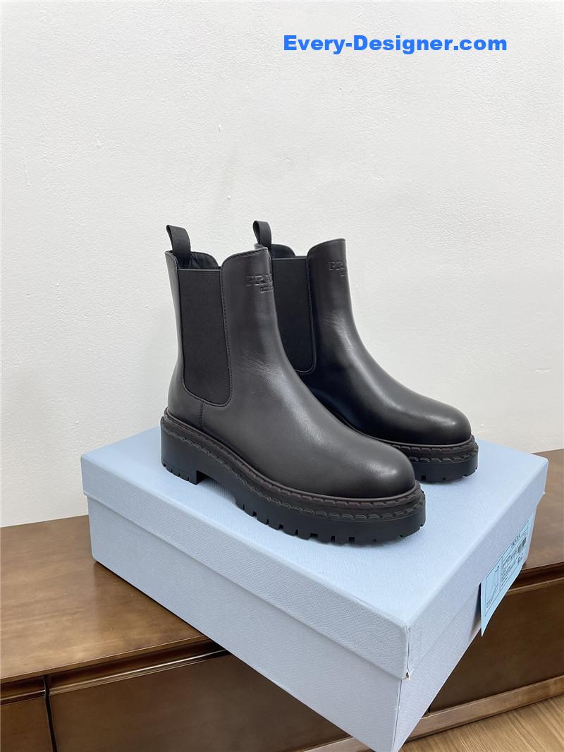 Pra*a calf leather chelsea boots