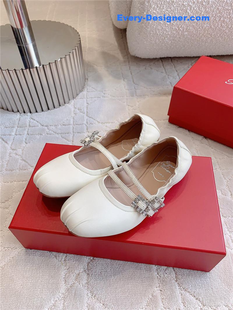 Roger Vivier Mary Janes in Off-White Nappa Leather
