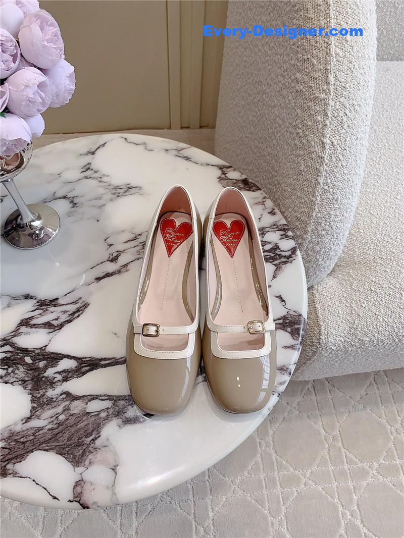 Roger Vivier Viv’ Podium Ballerinas in Patent Grey and White