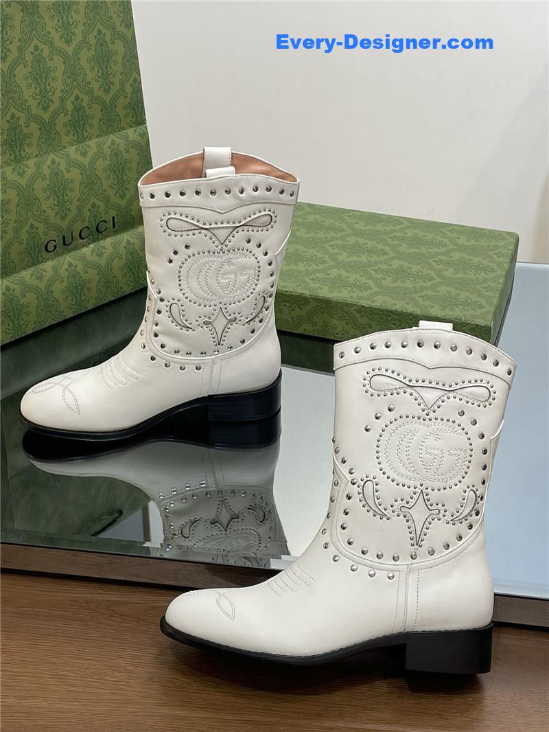Gvc*1 gg embroidered studded ankle boots