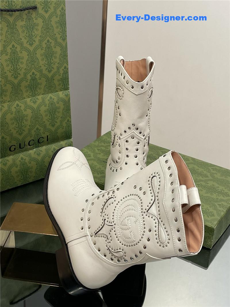 Gvc*1 gg embroidered studded ankle boots