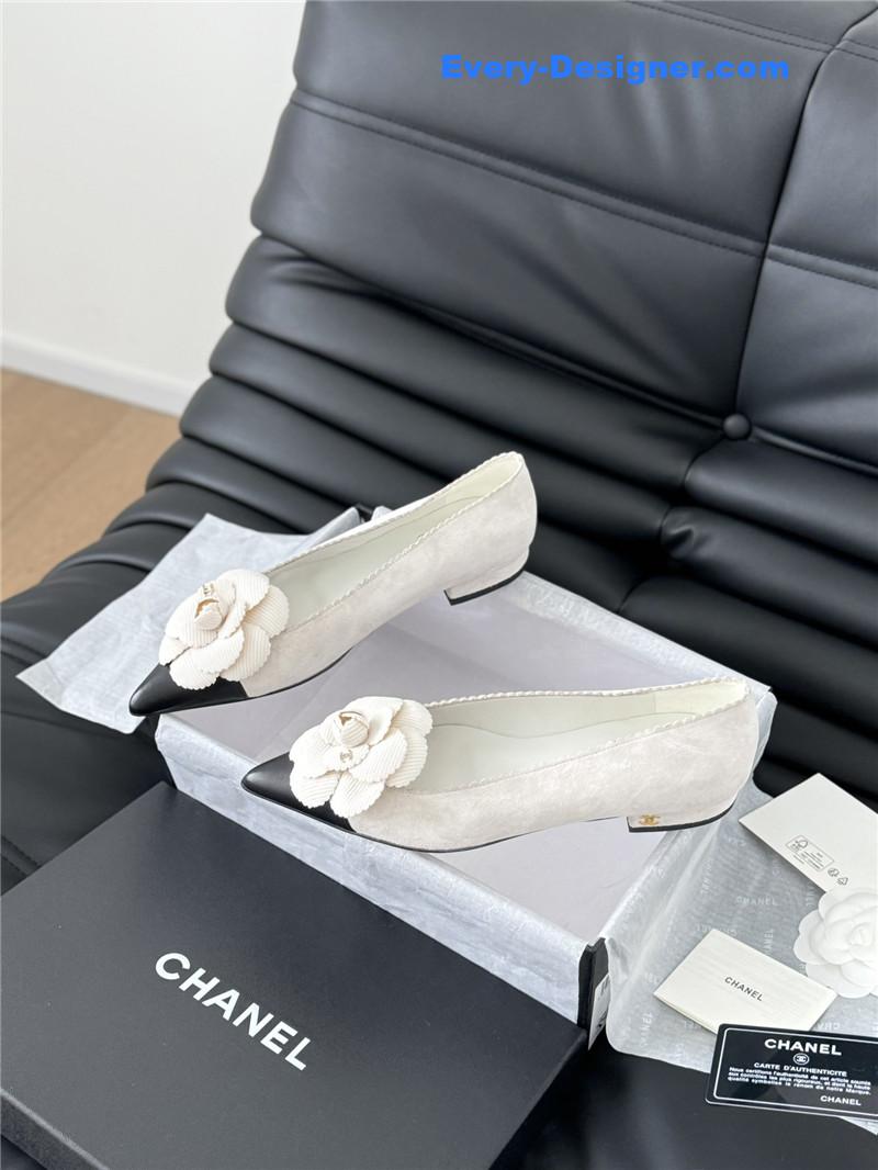 Ch**el camellia white suede flat pumps