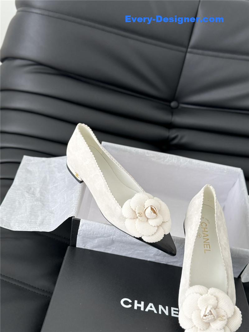 Ch**el camellia white suede flat pumps