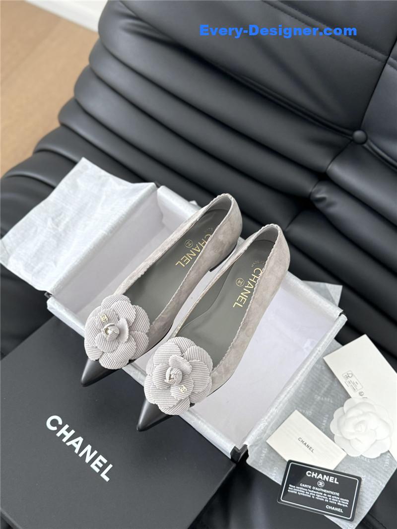 Ch**el camellia grey suede flat pumps