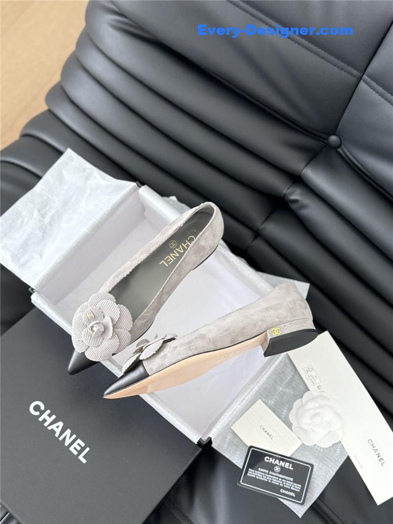 Ch**el camellia grey suede flat pumps