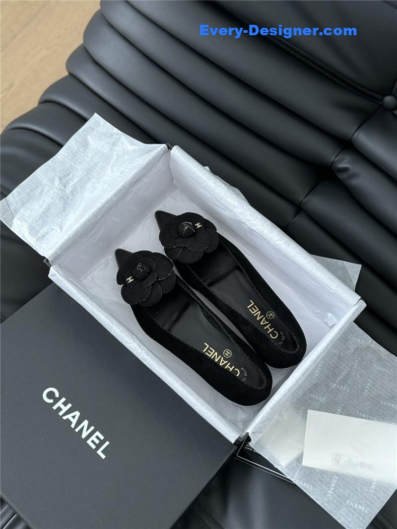 Ch**el camellia black suede flat pumps