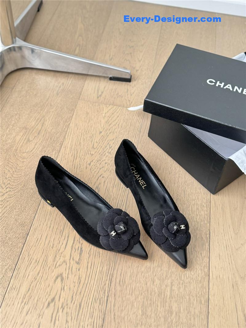 Ch**el camellia black suede flat pumps