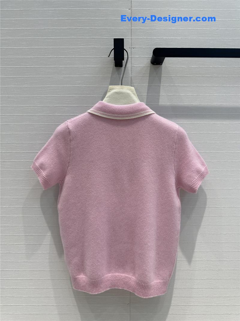 Va1e*ntin0 polo lead short -sleeved sweater replica clothing sites