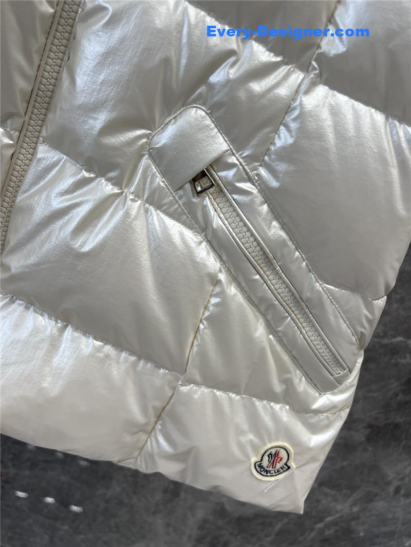 Moncler vest down jacket Replicas Clothers
