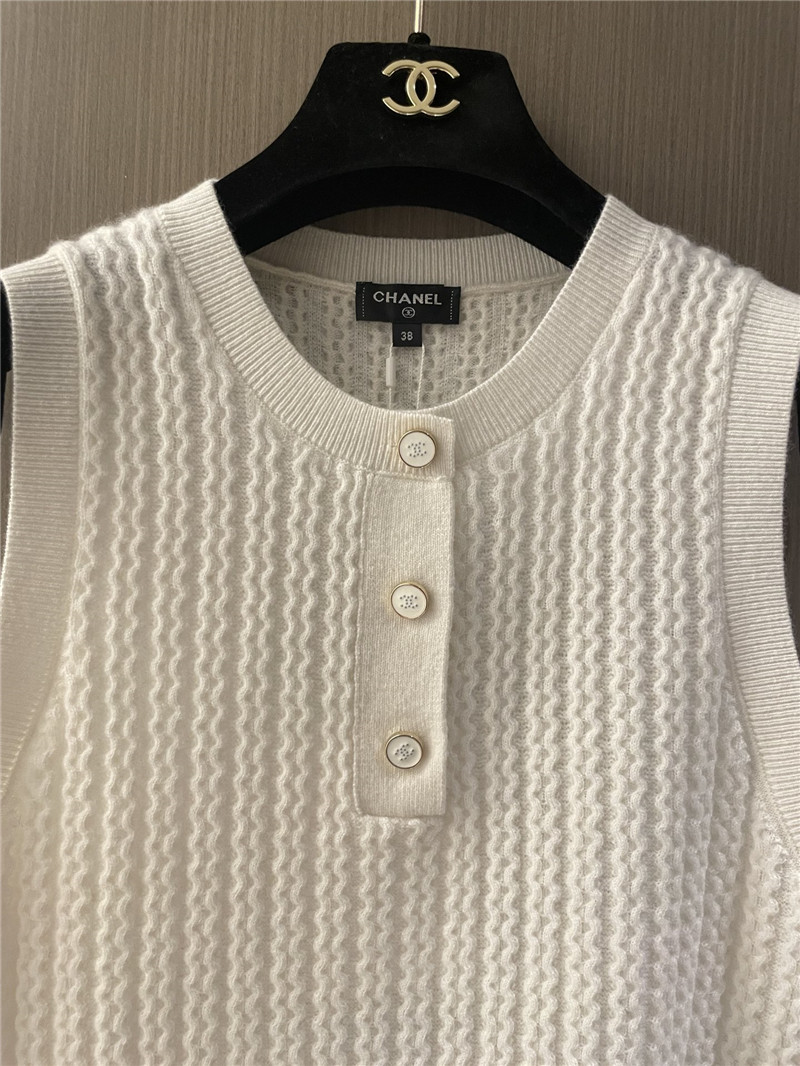 Ch**el cashmere button vest replica d&g clothing