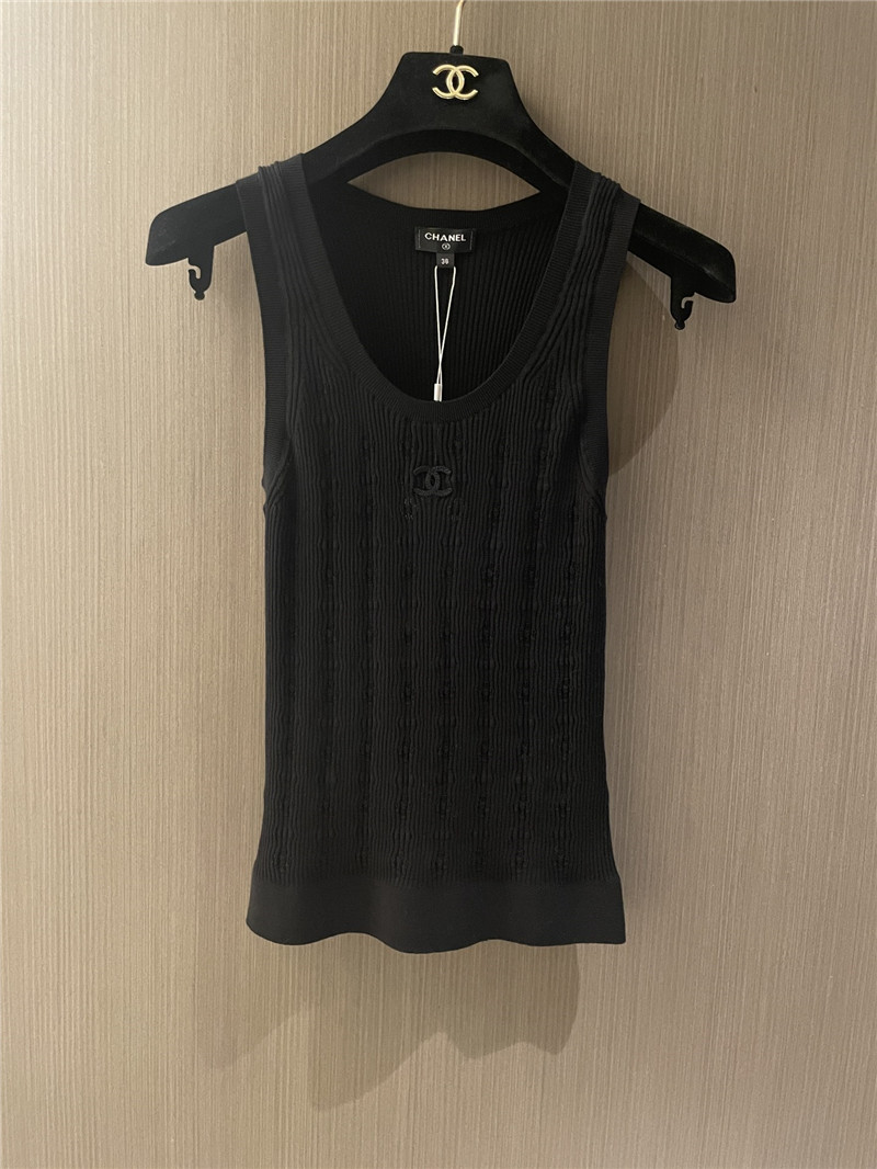 Ch**el logo vestcheap replica designer clothes