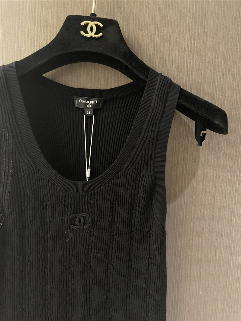 Ch**el logo vestcheap replica designer clothes