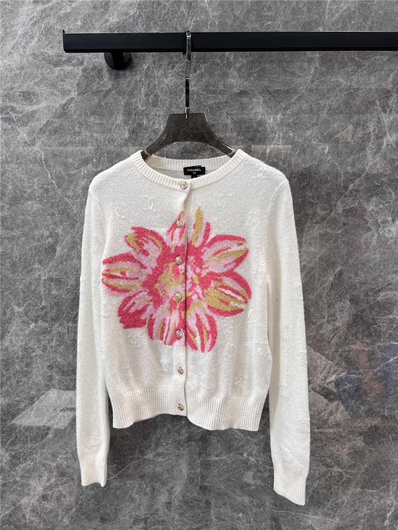 Ch**el crop floral intarsia cardigan ivory