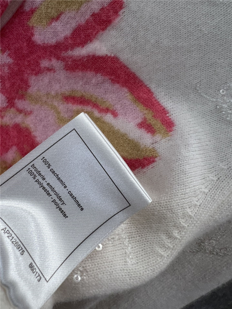 Ch**el crop floral intarsia cardigan ivory