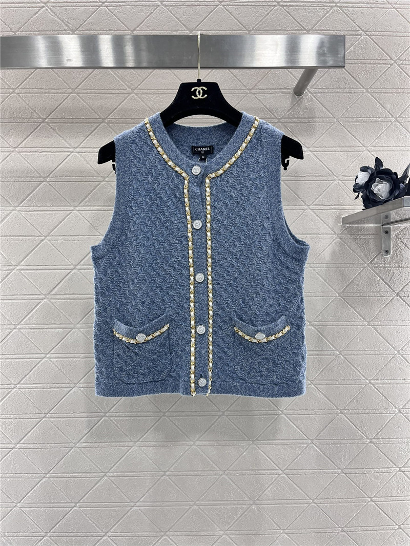 Ch**el crewneck chain-trim cardigan vest in blue
