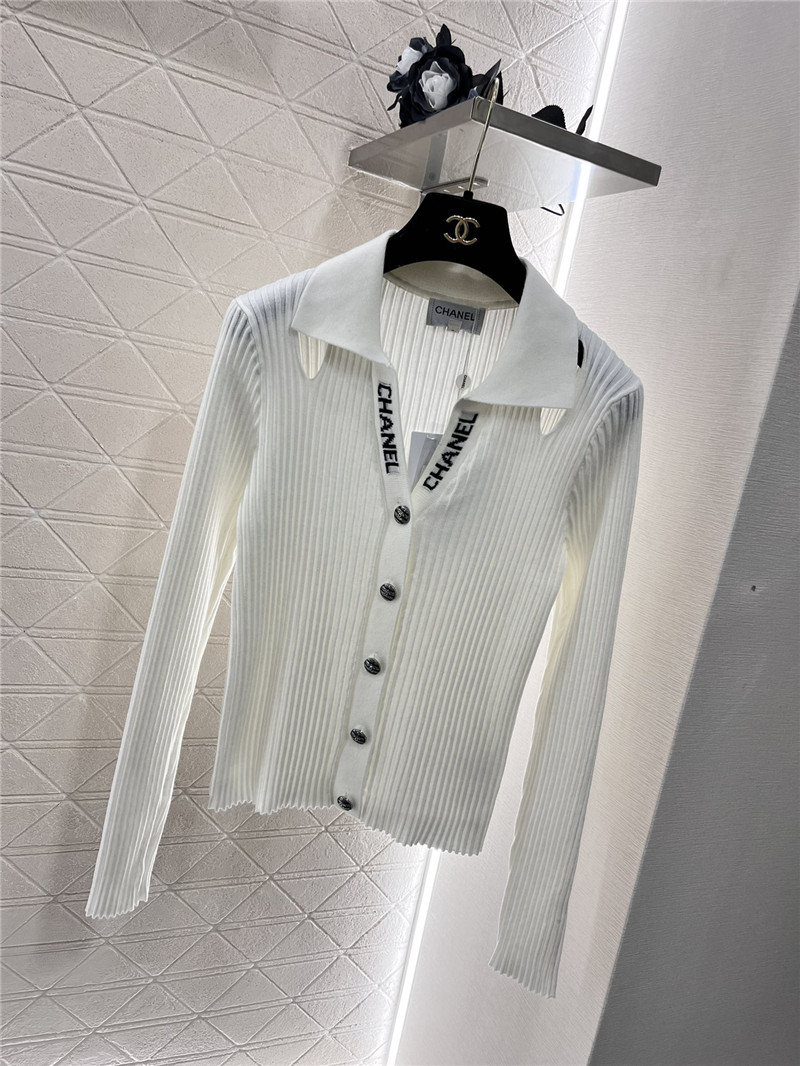 Ch**el logo-intarsia ribbed polo cardigan white