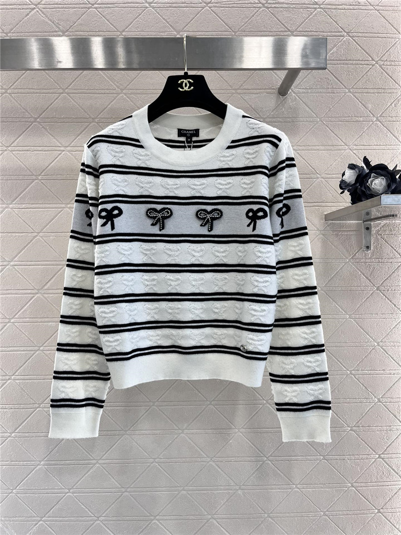 Ch**el bow jacquard striped sweater black/white