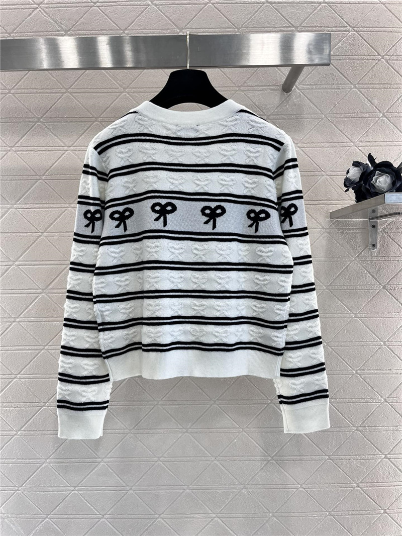 Ch**el bow jacquard striped sweater black/white