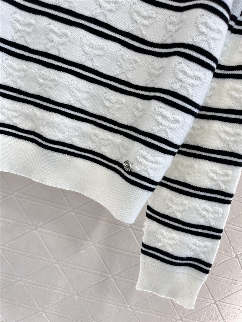 Ch**el bow jacquard striped sweater black/white