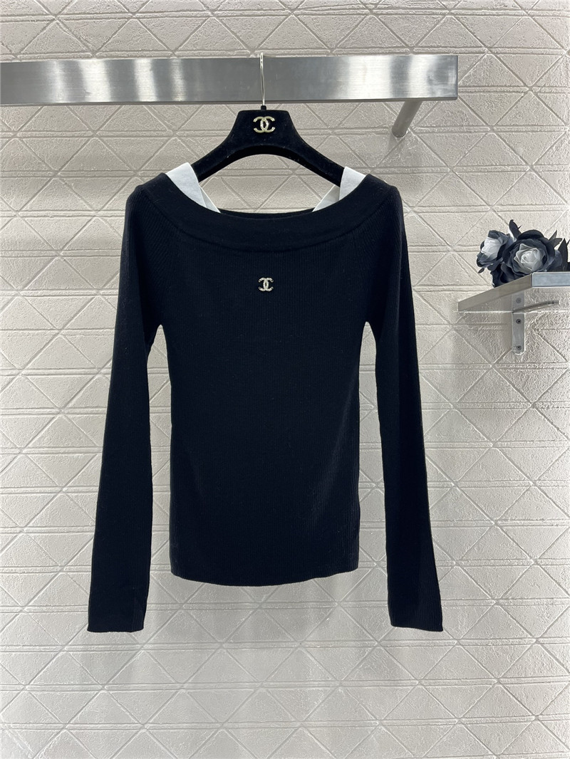 Ch**el contrast off-shoulder knit sweater navy