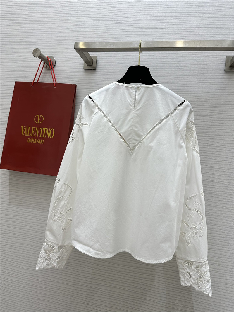 Va1e*ntin0 hollow embroidery round neck shirt replica clothing