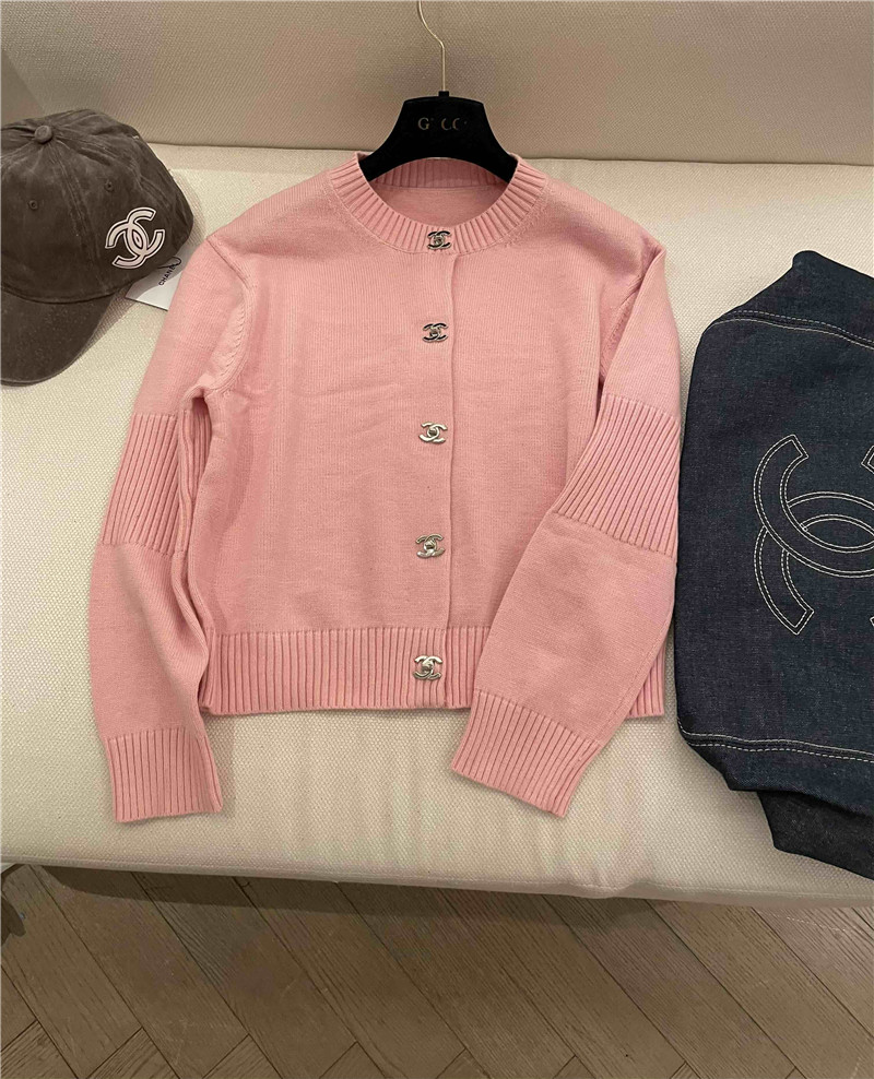 Ch**el trunlocks crop cardigan pink