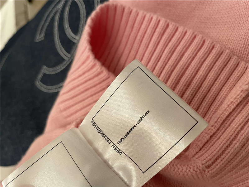 Ch**el trunlocks crop cardigan pink