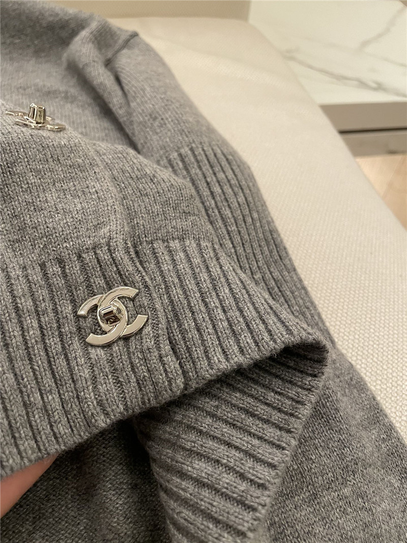 Ch**el trunlocks crop cardigan grey