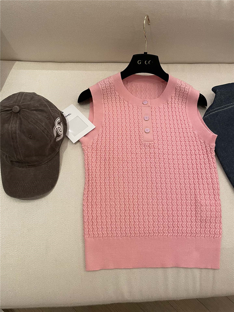 Ch**el buttons texture knitted vest pink