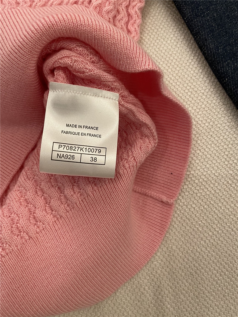 Ch**el buttons texture knitted vest pink