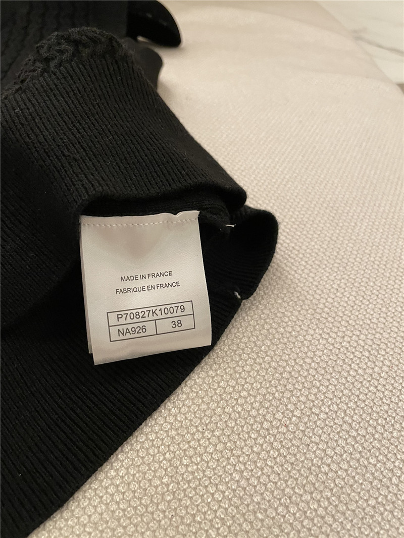 Ch**el buttons texture knitted vest black