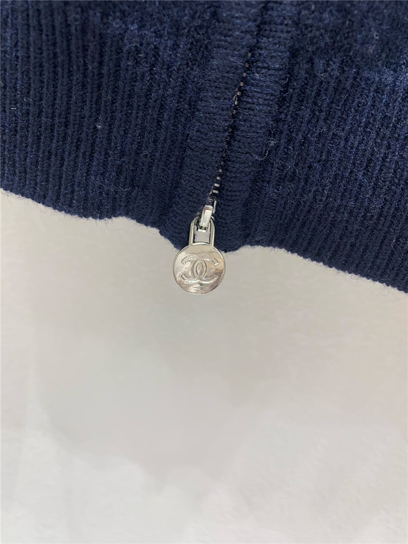 Ch**el raglan sleeves zipper knit hoodie white/black