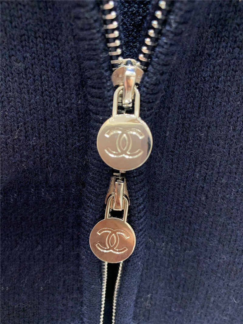 Ch**el raglan sleeves zipper knit hoodie white/black