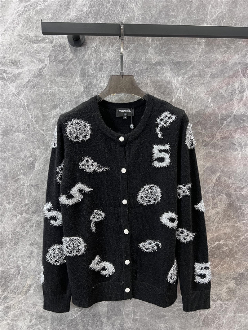 Ch**el crew-neck camellia jacquard cardigan black